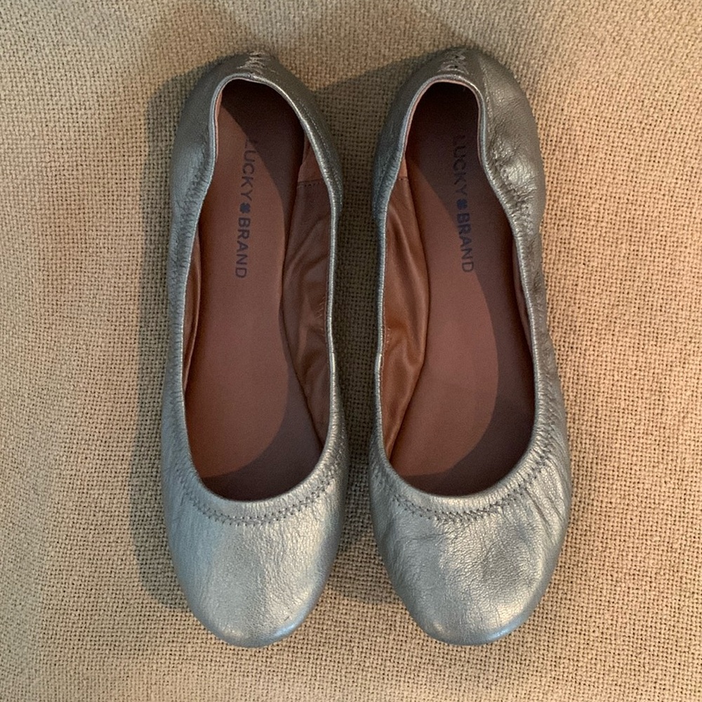 Lucky Brand Emmie flats, 9.5M, pewter